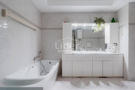 4-к, Квартира, 140м²