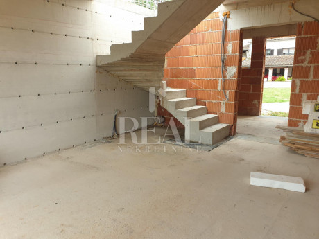 4-locale, Appartamento, 126m²