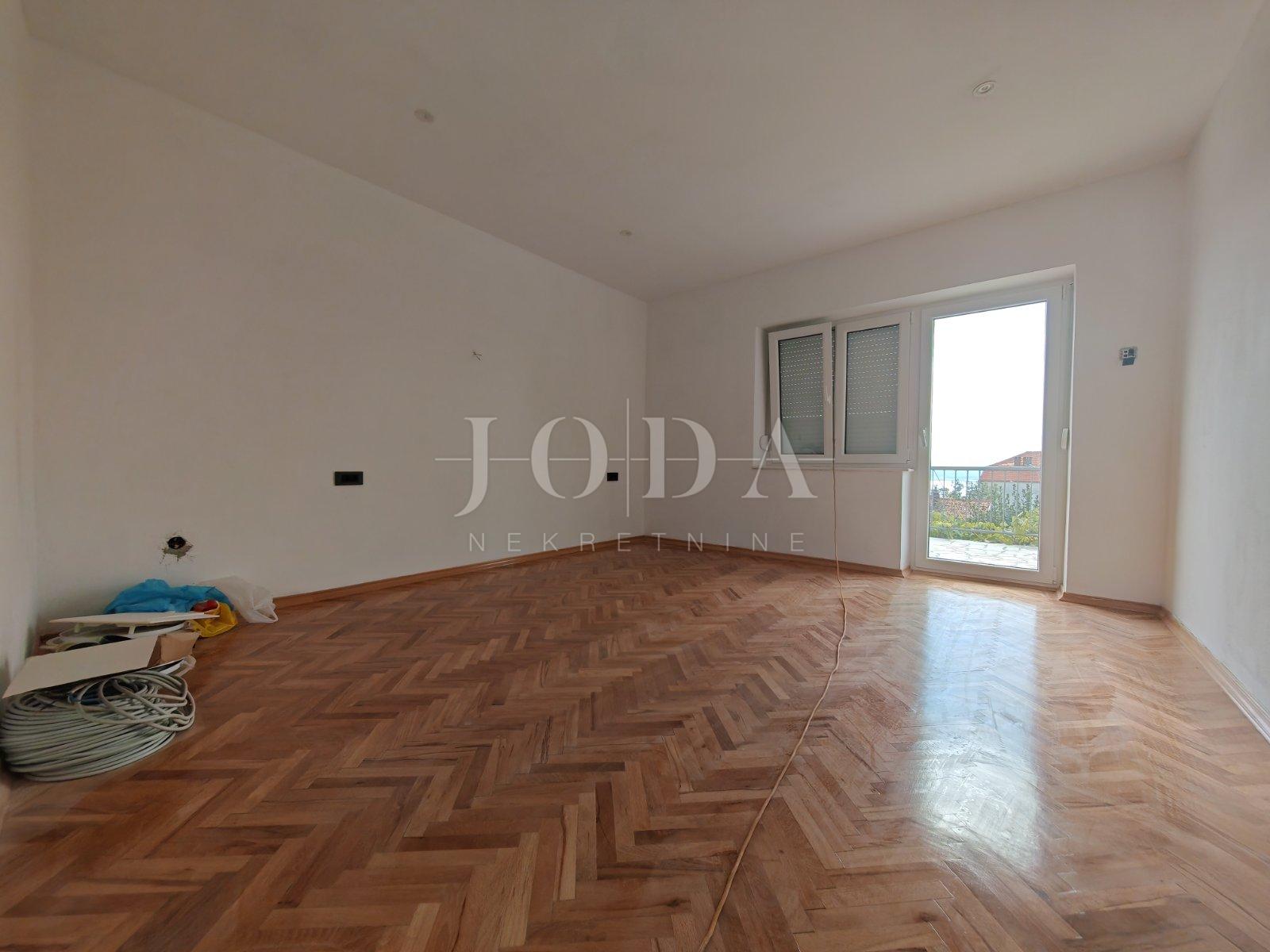 3-к, Квартира, 64м², 1 Этаж