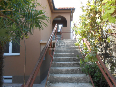 House, 455m², Plot 0m²