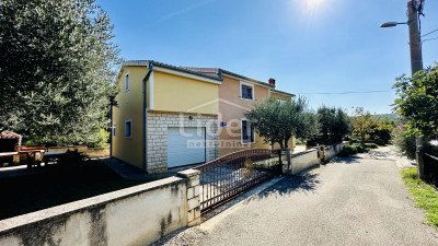 House, 230m², Plot 399m²