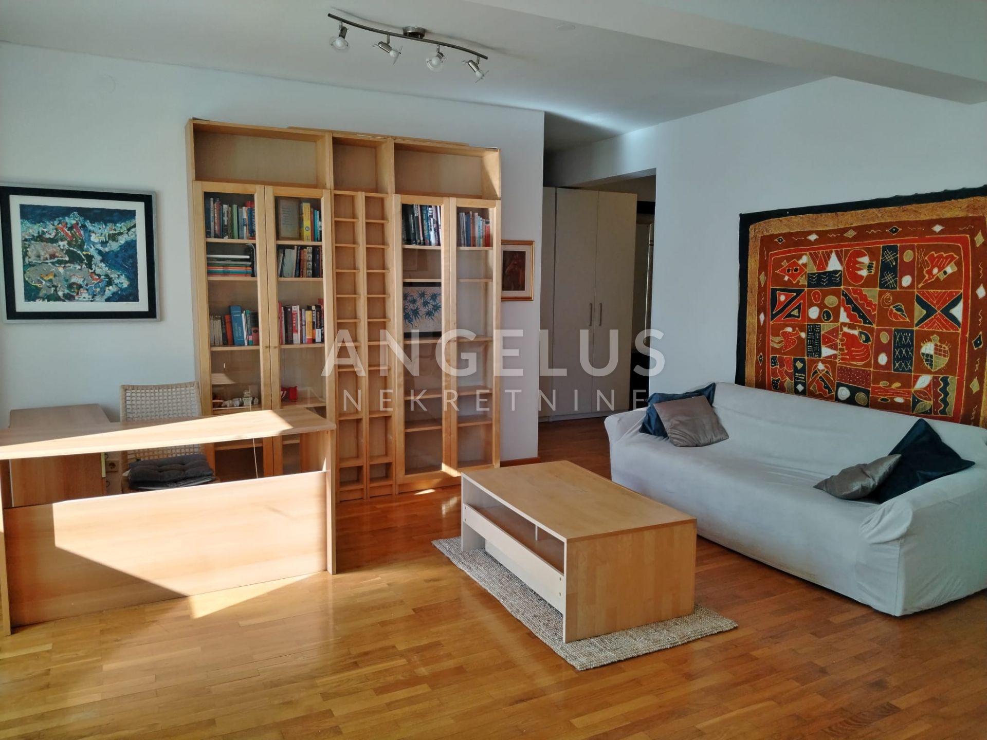 3 rooms, Apartment, 77m², 4 Floor