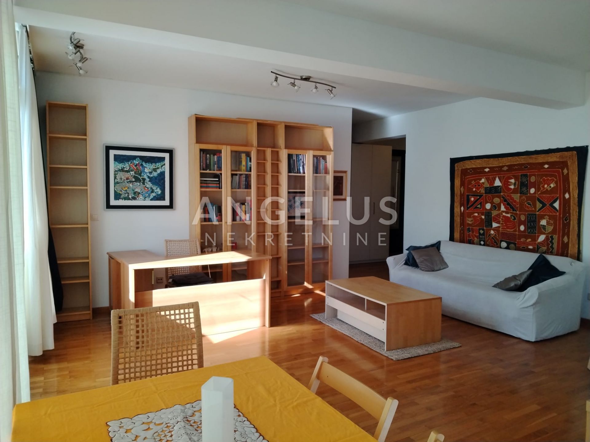 3-locale, Appartamento, 77m², 4 Piano