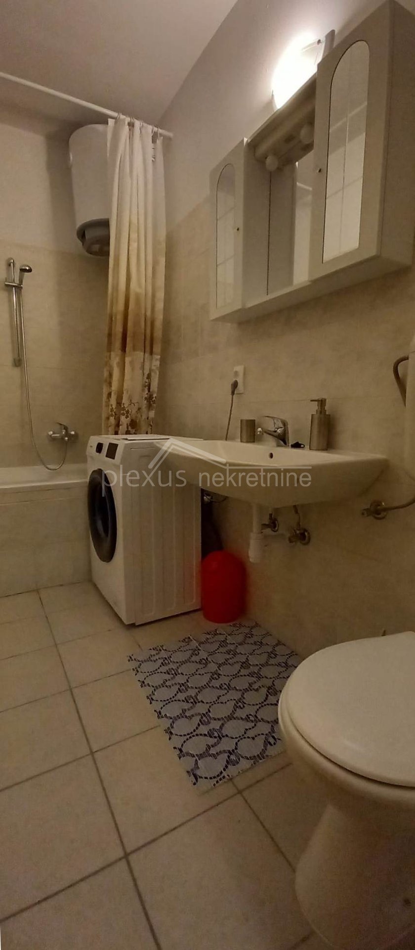 1 rooms, Apartment, 37m², 2 Floor