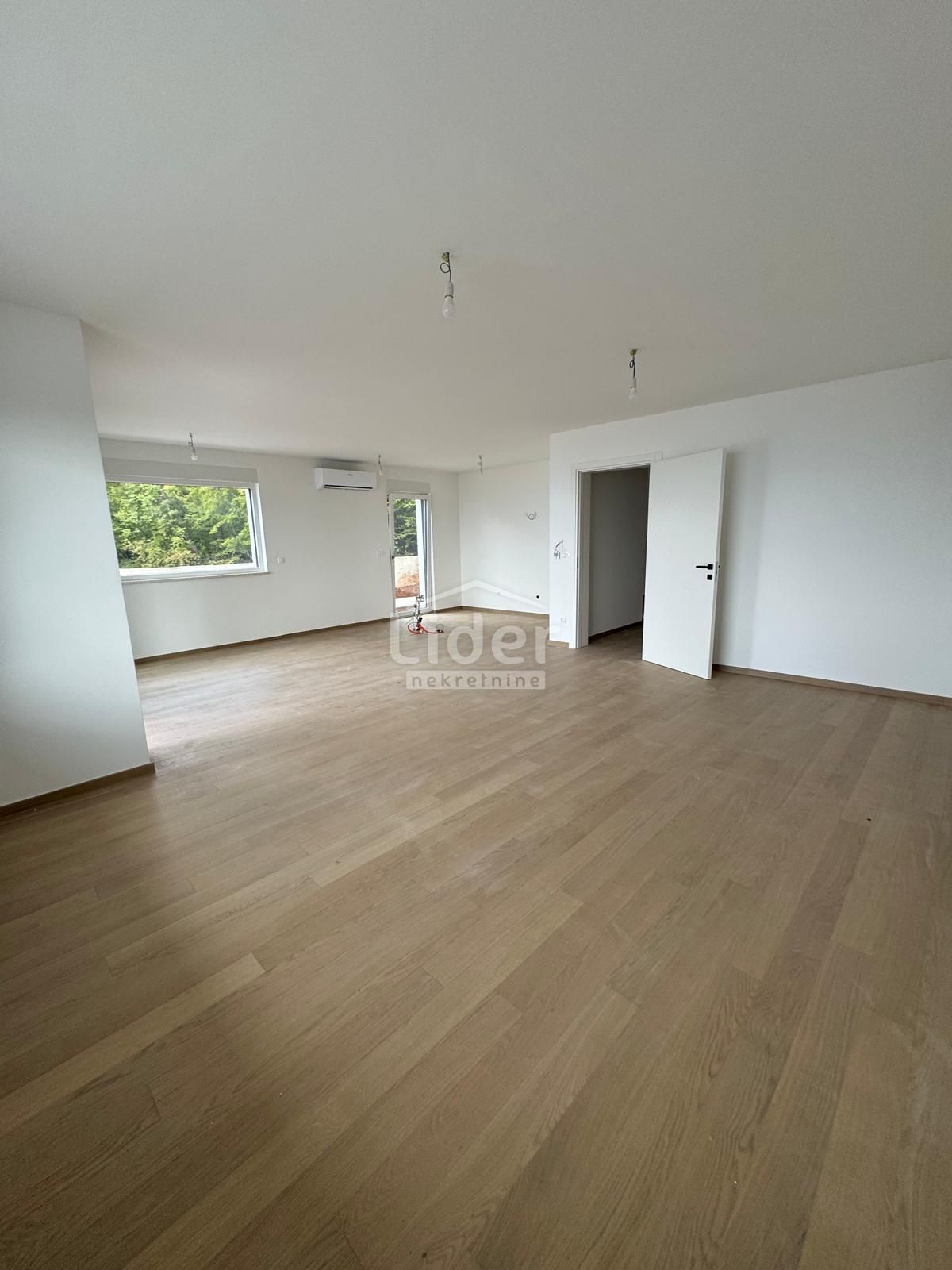 4-Zi., Wohnung, 213m², 1 Etage