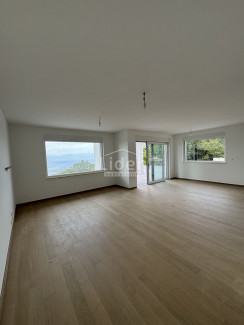 4-Zi., Wohnung, 213m², 1 Etage