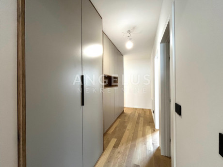 4-locale, Appartamento, 122m², 2 Piano