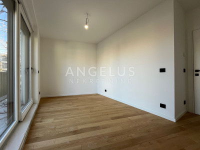 4-locale, Appartamento, 122m², 2 Piano