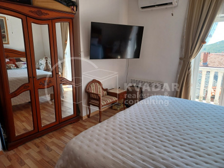 5 rooms, Apartment, 260m², 1 Floor