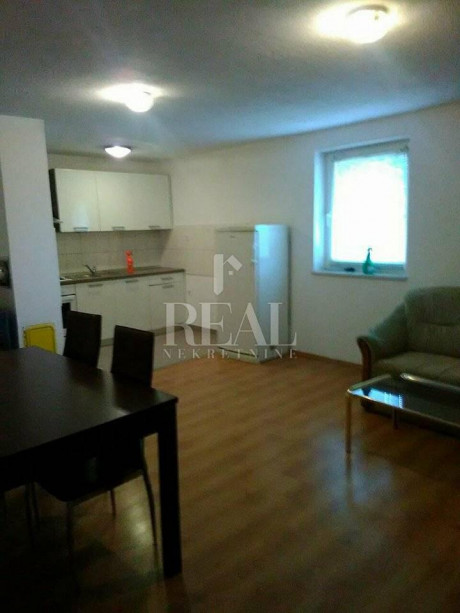 2 rooms, Apartment, 79m², 1 Floor