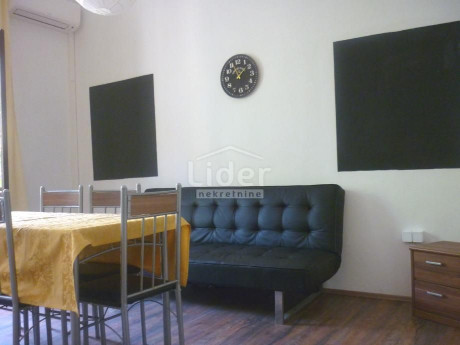 3-locale, Appartamento, 75m², 2 Piano