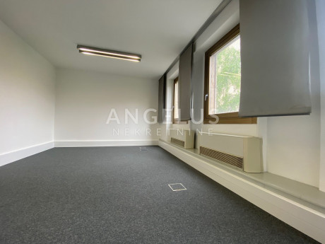 270m², Office, 1 Floor