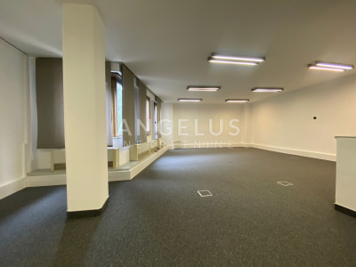 270m², Büro, 1 Etage