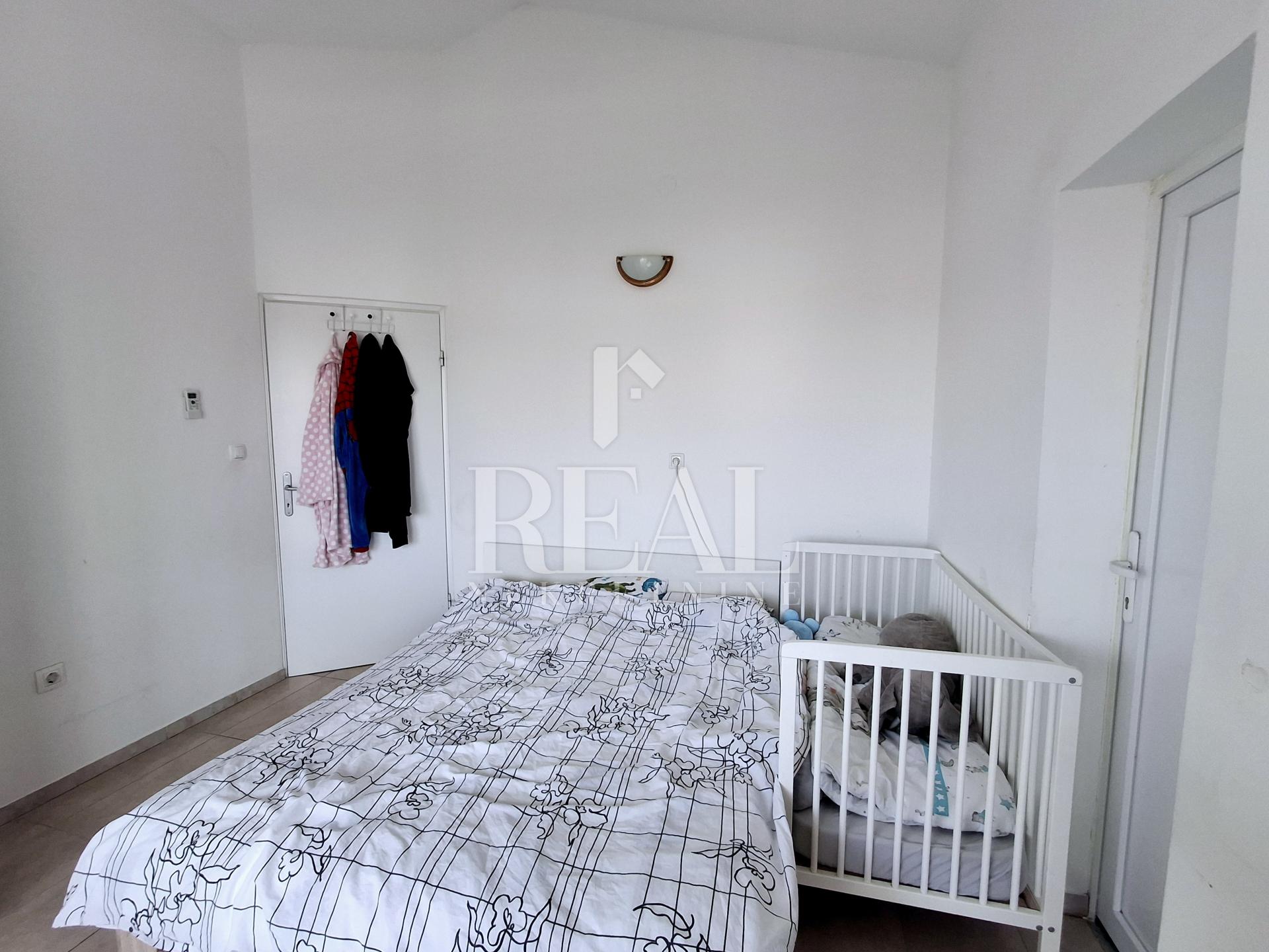 5 rooms, Apartment, 117m², 1 Floor