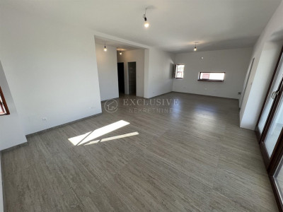 4-locale, Appartamento, 100m², 2 Piano