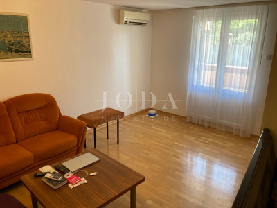 2 rooms, Apartment, 60m², 1 Floor