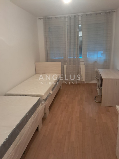 3-locale, Appartamento, 71m², 2 Piano