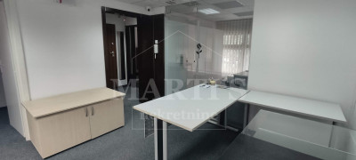 128m², Office