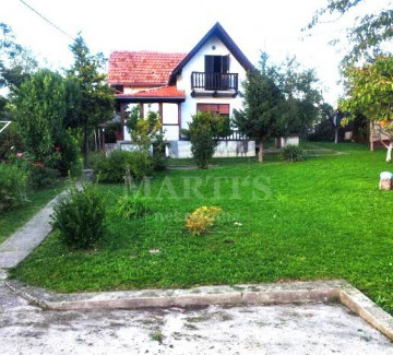 House, 130m², Plot 592m²