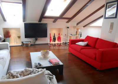 3-locale, Appartamento, 121m², 2 Piano