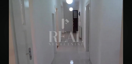 4 rooms, Apartment, 160m², 3 Floor