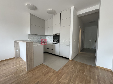 3-к, Квартира, 76м², 3 Этаж