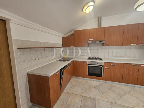 4-к, Квартира, 144м², 2 Этаж