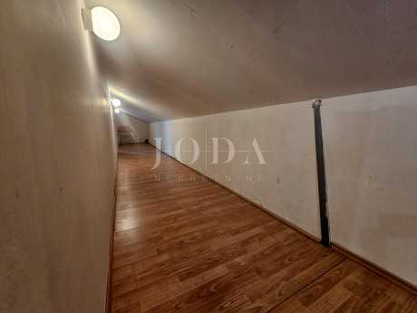 4-locale, Appartamento, 144m², 2 Piano