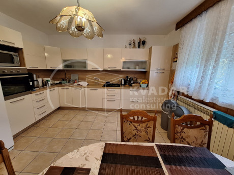 House, 144m², Plot 386m²