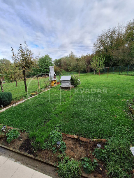 House, 144m², Plot 386m²