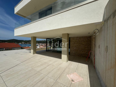 Casa, 227m², Terreno 563m²