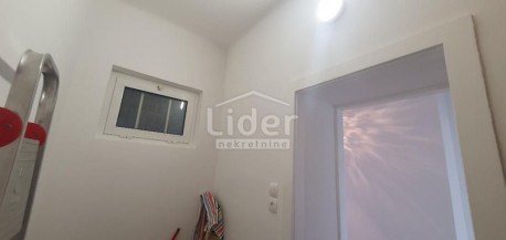 3-locale, Appartamento, 70m², 2 Piano