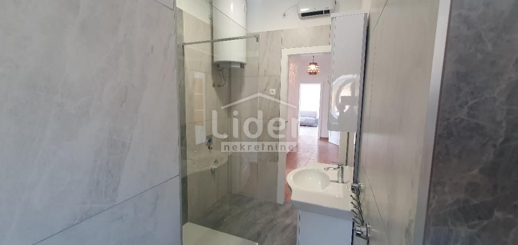 3-locale, Appartamento, 70m², 2 Piano