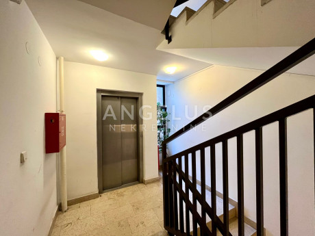 3-locale, Appartamento, 85m², 4 Piano