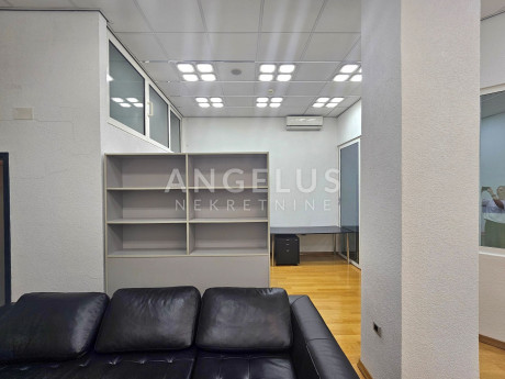 81m², Office, 1 Floor