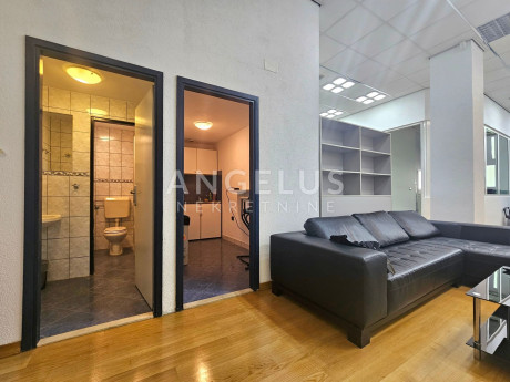 81m², Office, 1 Floor