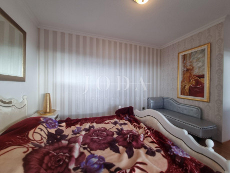 4-locale, Appartamento, 182m²