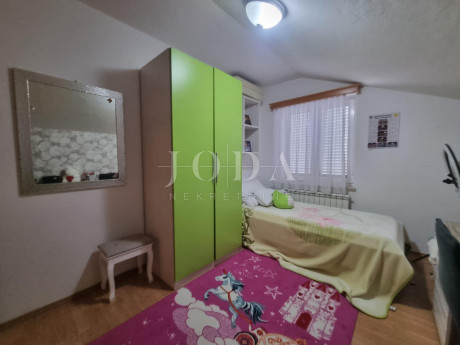 4 rooms, Apartment, 182m²