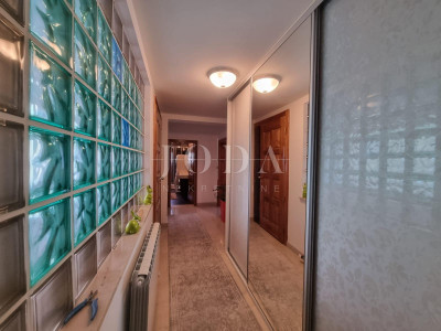 4 rooms, Apartment, 182m²