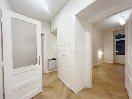 4 rooms, Apartment, 102m², 2 Floor