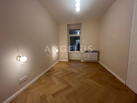 4-к, Квартира, 102м², 2 Этаж