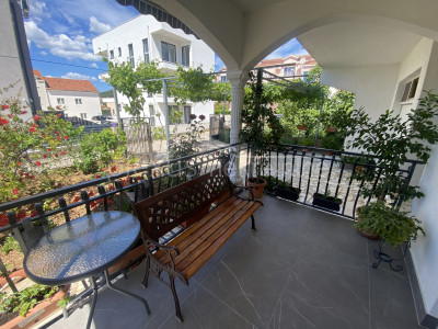 House, 183m², Plot -m²