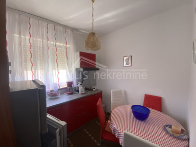 House, 183m², Plot -m²