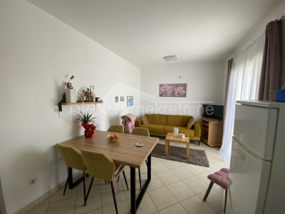 House, 392m², Plot 129m²