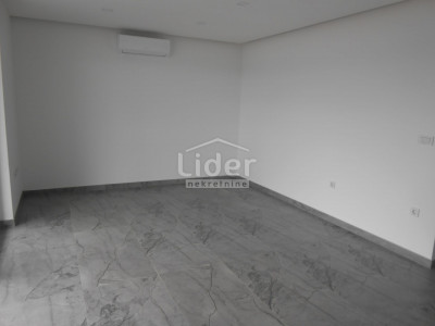 3-locale, Appartamento, 70m², 1 Piano