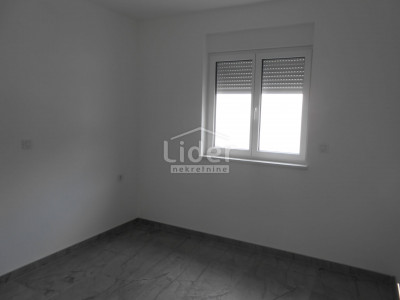 3-к, Квартира, 70м², 1 Этаж