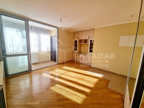 3 rooms, Apartment, 70m², 2 Floor