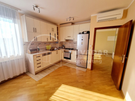 3 rooms, Apartment, 70m², 2 Floor