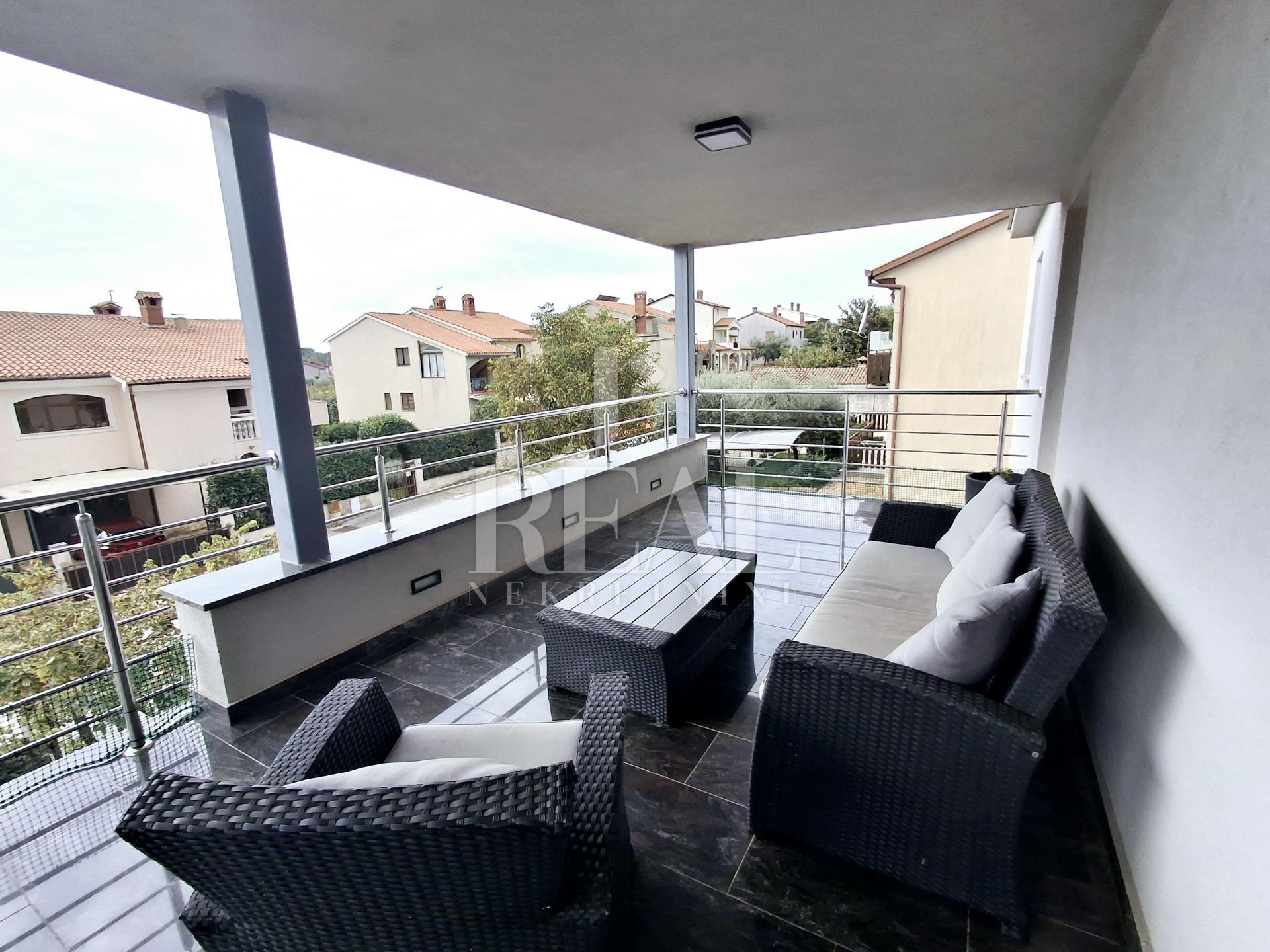 4-locale, Appartamento, 131m², 1 Piano