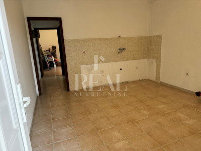 5 rooms, Apartment, 100m², 1 Floor